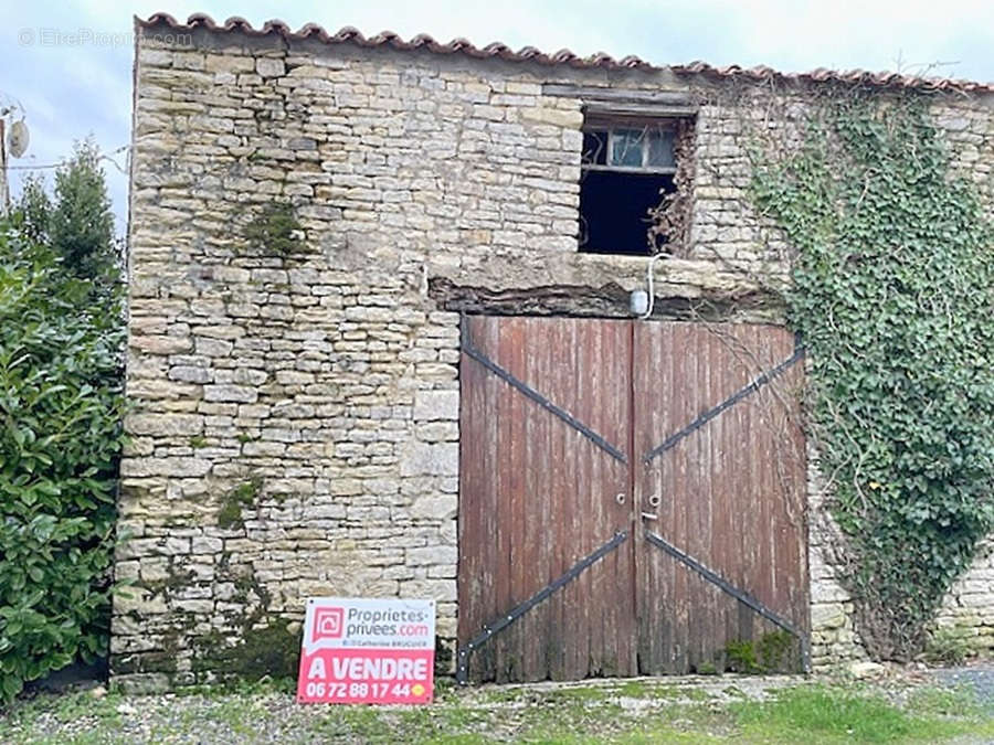 Maison à SAINT-SAUVEUR-D&#039;AUNIS