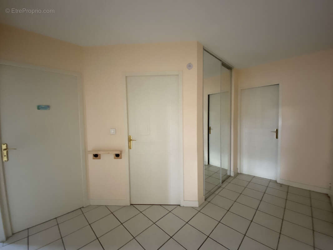 Appartement à CHAZAY-D&#039;AZERGUES