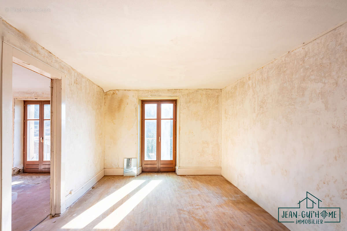 Appartement à PLOMBIERES-LES-BAINS