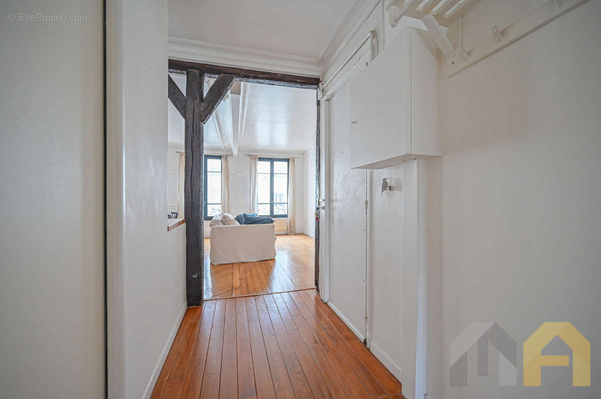 Appartement à PARIS-9E