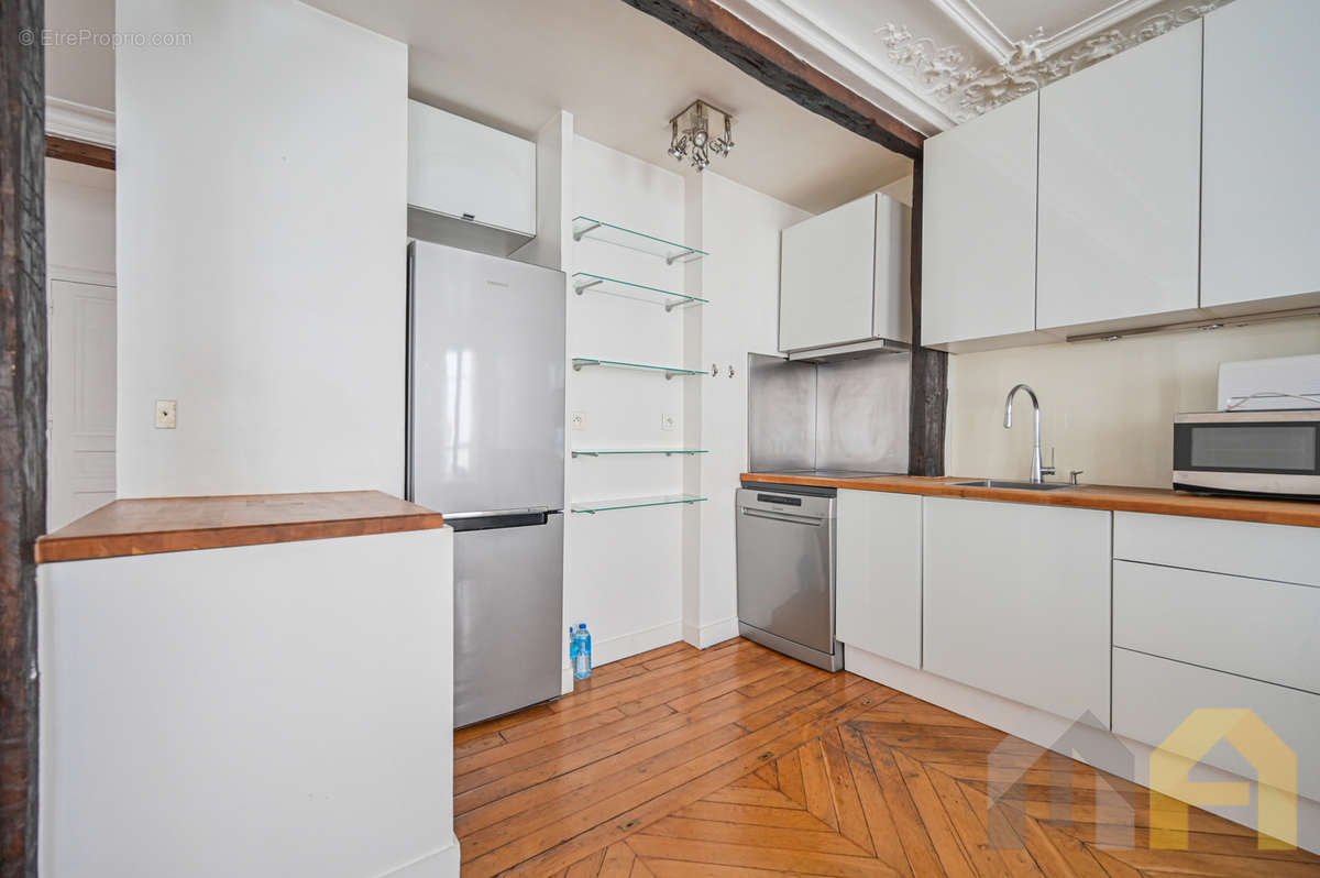 Appartement à PARIS-9E