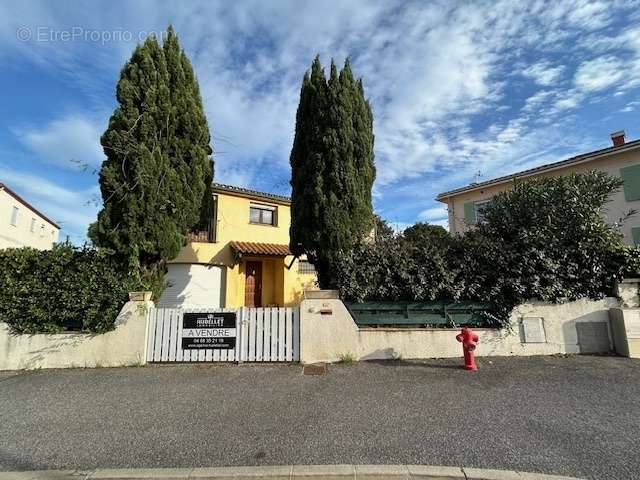 Maison à SAINT-CYPRIEN