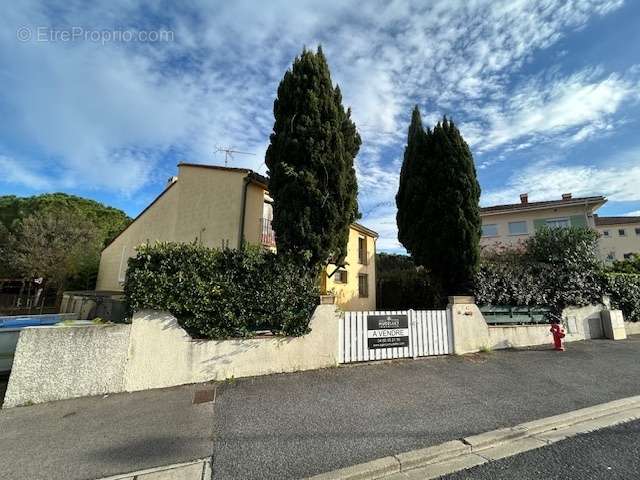 Maison à SAINT-CYPRIEN