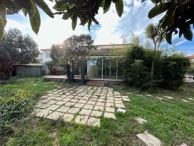 Maison à SAINT-CYPRIEN