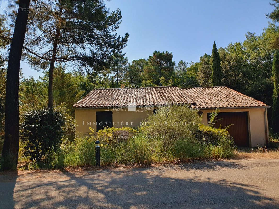 Maison à ROUSSILLON