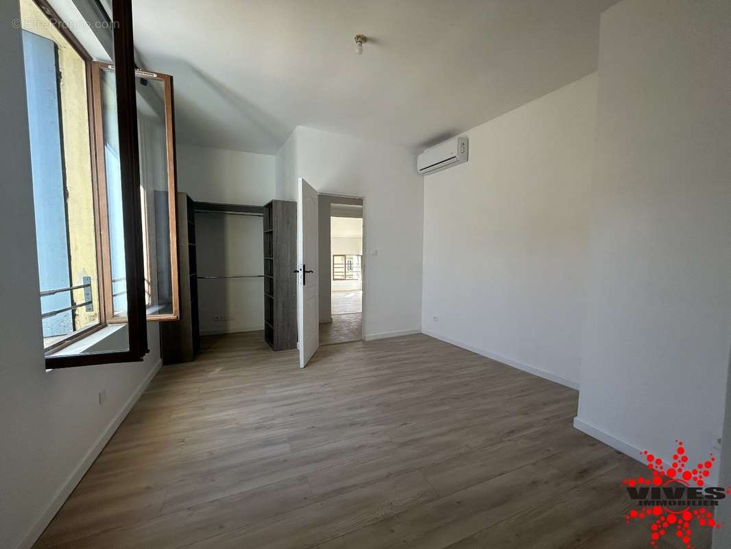 Appartement à VILLENEUVE-LES-BEZIERS