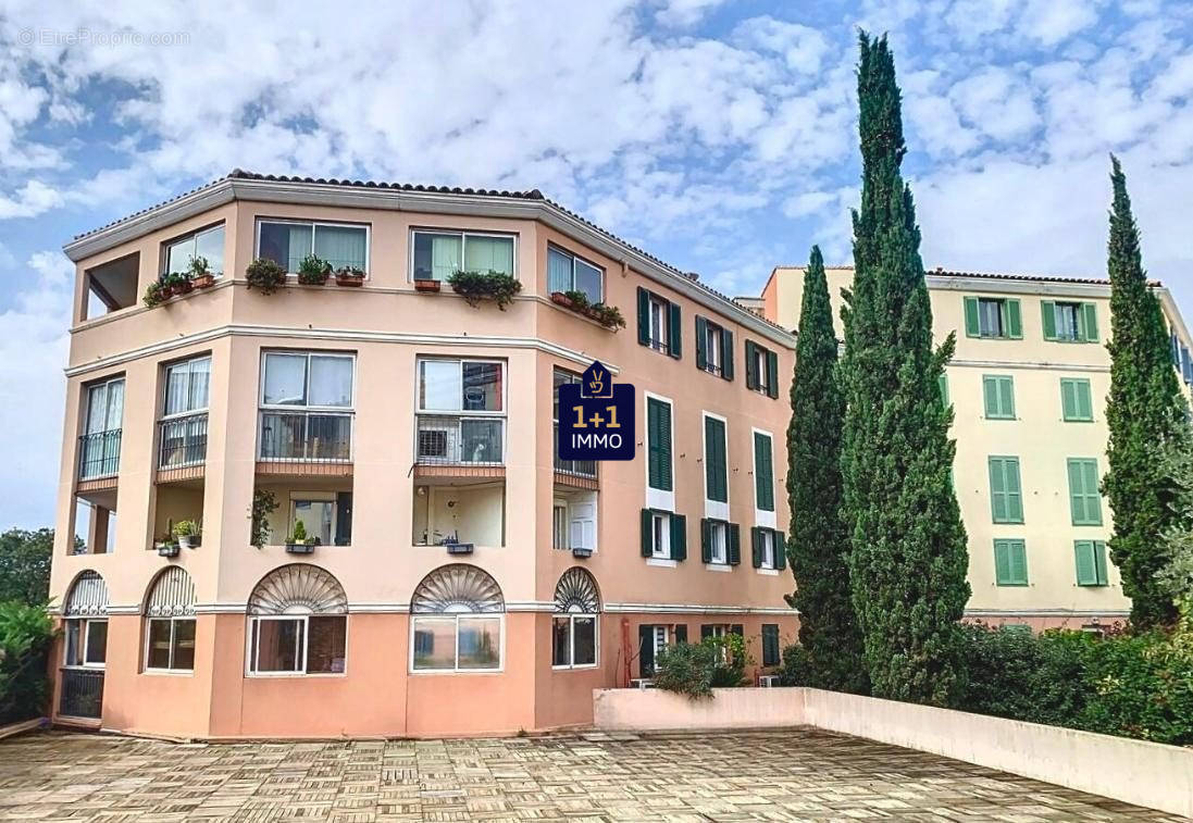 Appartement à FREJUS