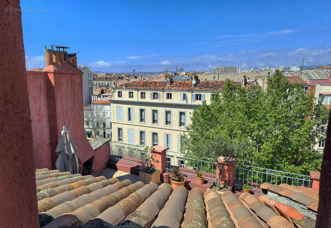 Appartement à MARSEILLE-6E