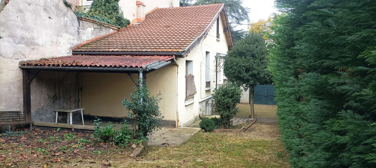 Maison à SAINT-ETIENNE