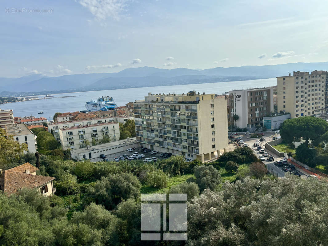 Appartement à AJACCIO