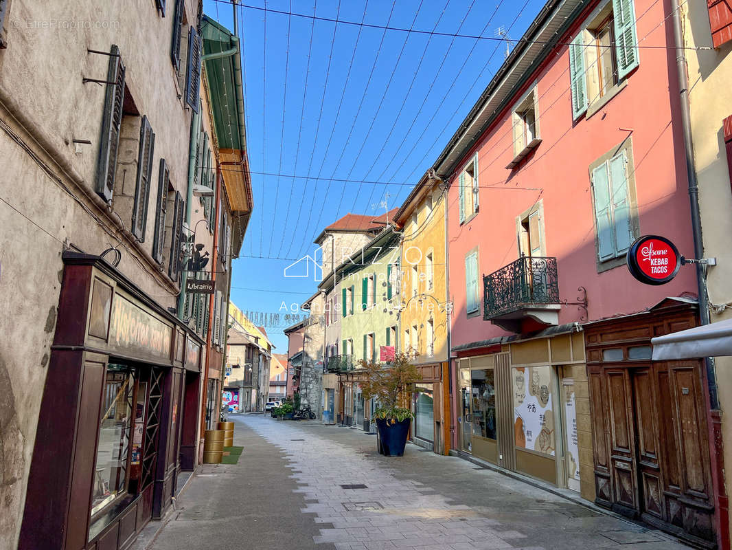 Appartement à LA ROCHE-SUR-FORON