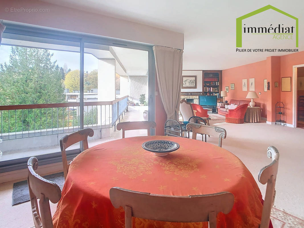 Appartement à RUEIL-MALMAISON