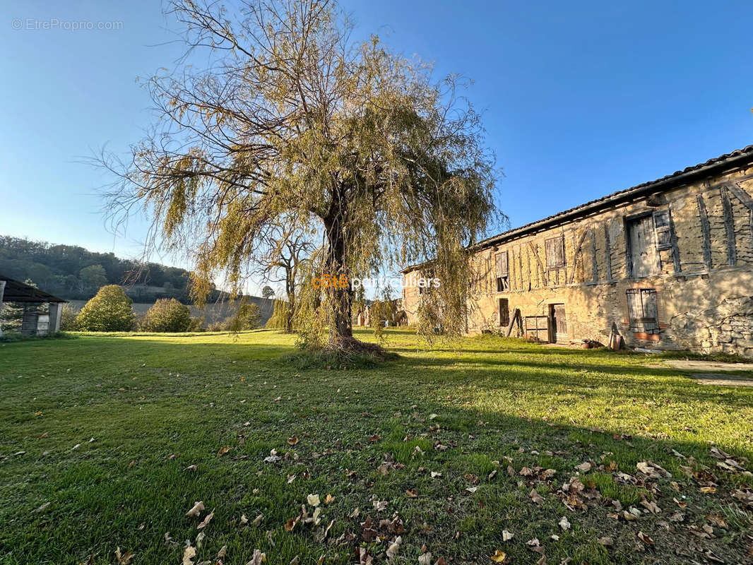 Maison à LABASTIDE-SAINT-GEORGES