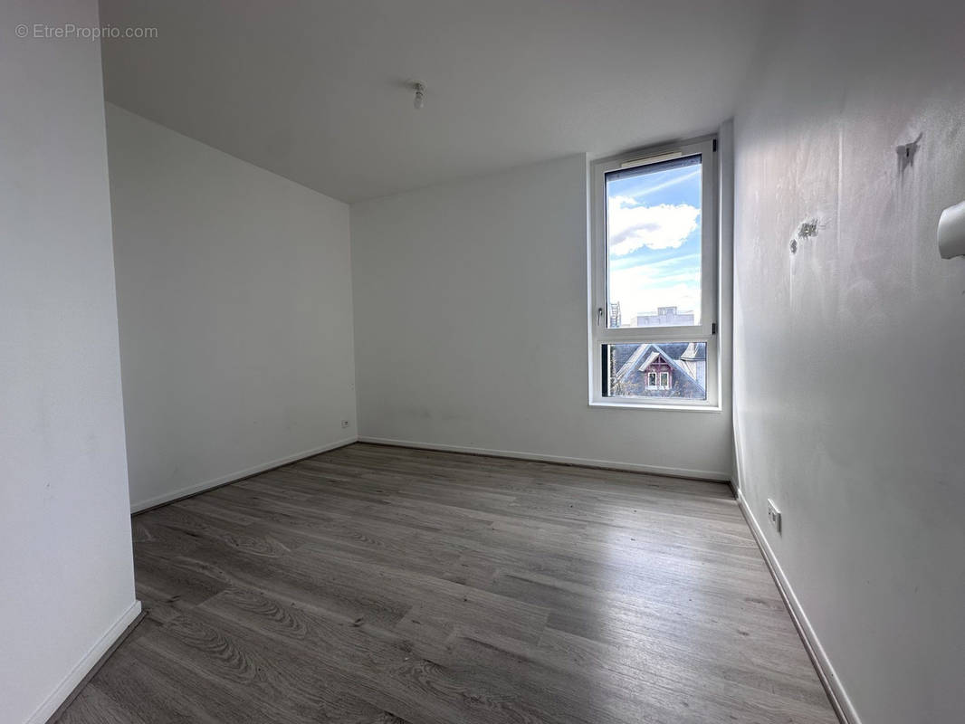 Appartement à NANTERRE