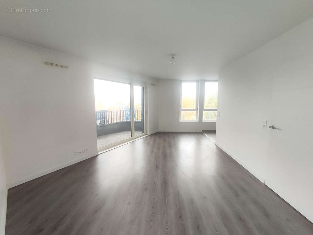 Appartement à NANTERRE