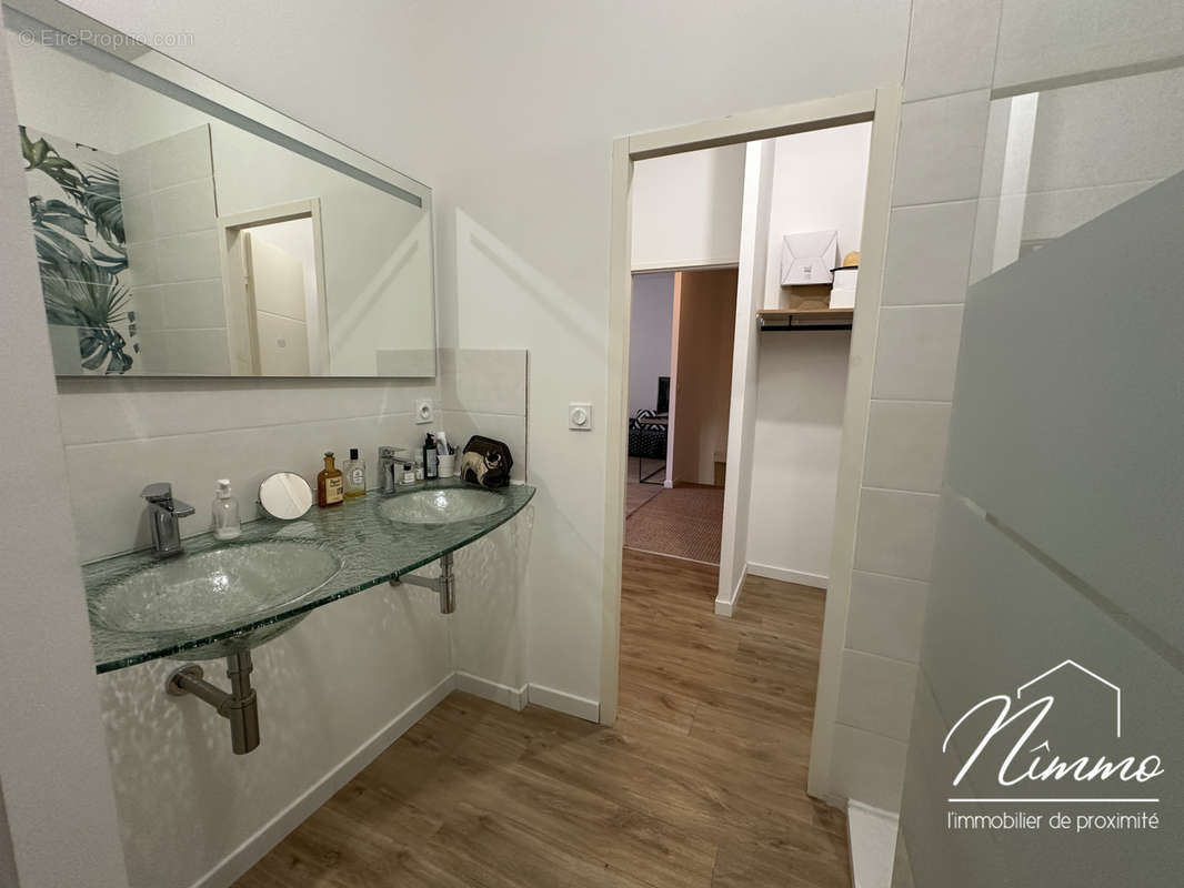 Appartement à NIMES