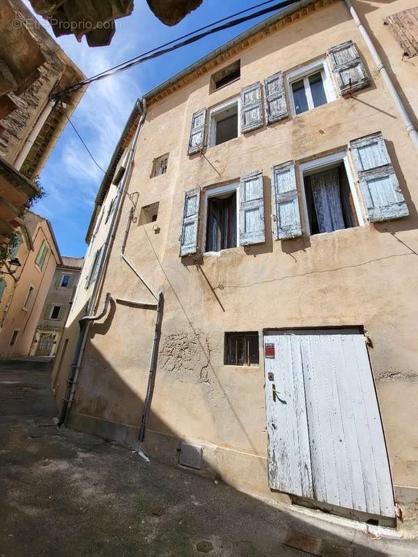 Maison à SAINT-SATURNIN-LES-APT