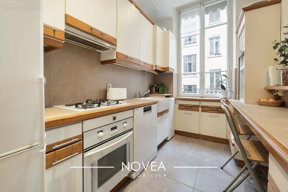 Appartement à LYON-6E