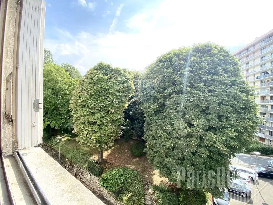 Appartement à SEVRES