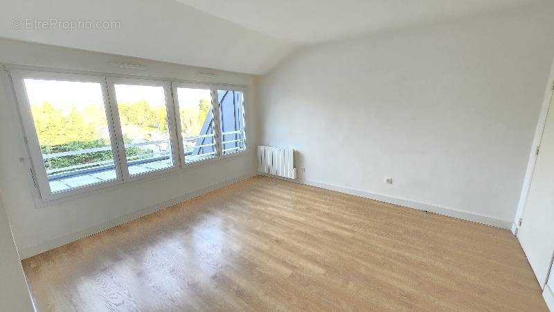 Appartement à FRANQUEVILLE-SAINT-PIERRE