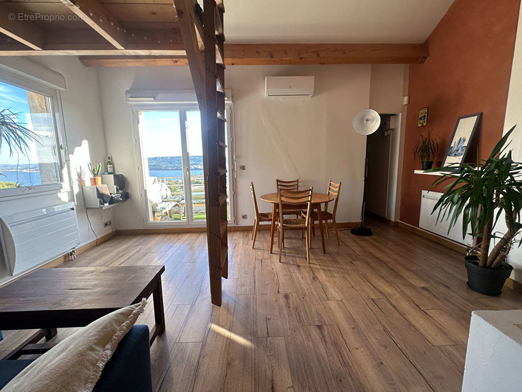 Appartement à MARTIGUES