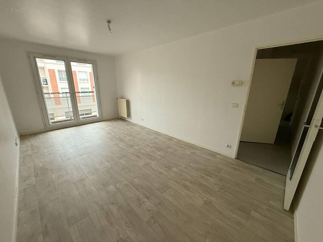 Appartement à ELANCOURT