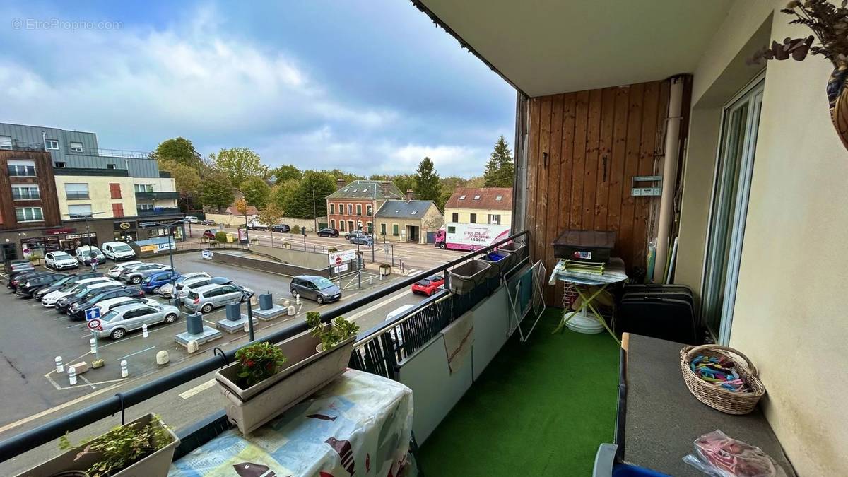 Appartement à ROSNY-SUR-SEINE