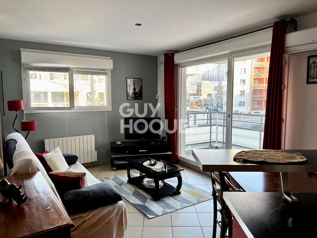 Appartement à LYON-8E