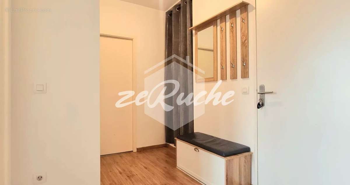 Appartement à HEROUVILLE-SAINT-CLAIR