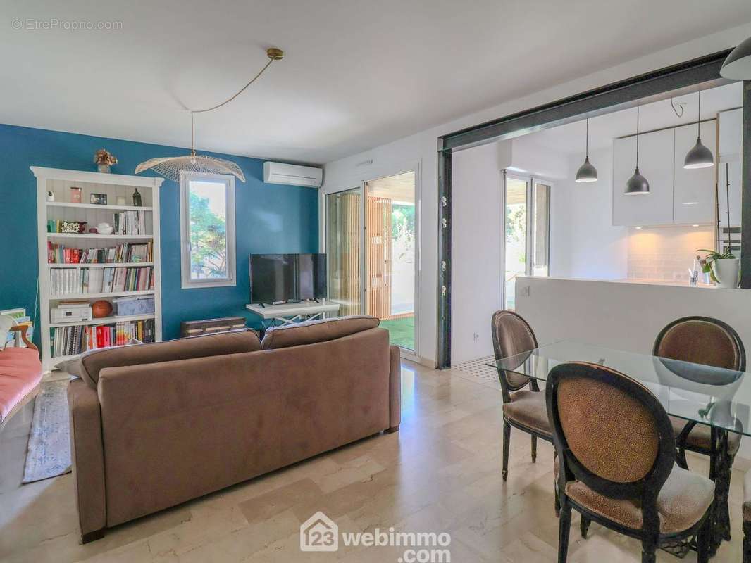 Appartement à MARSEILLE-8E