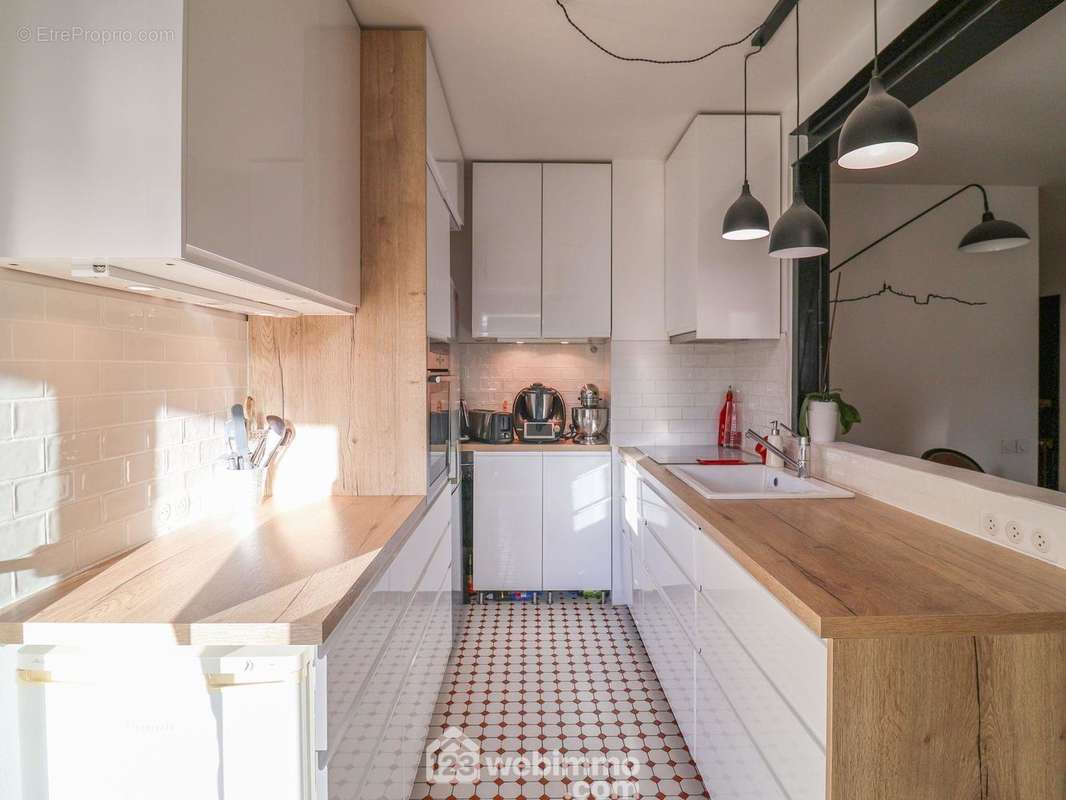 Appartement à MARSEILLE-8E