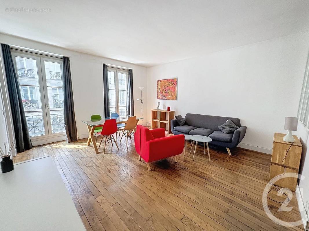 Appartement à PARIS-11E