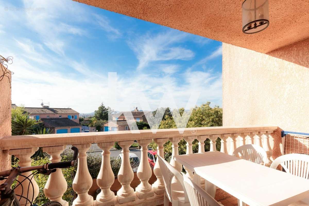 Appartement à FREJUS