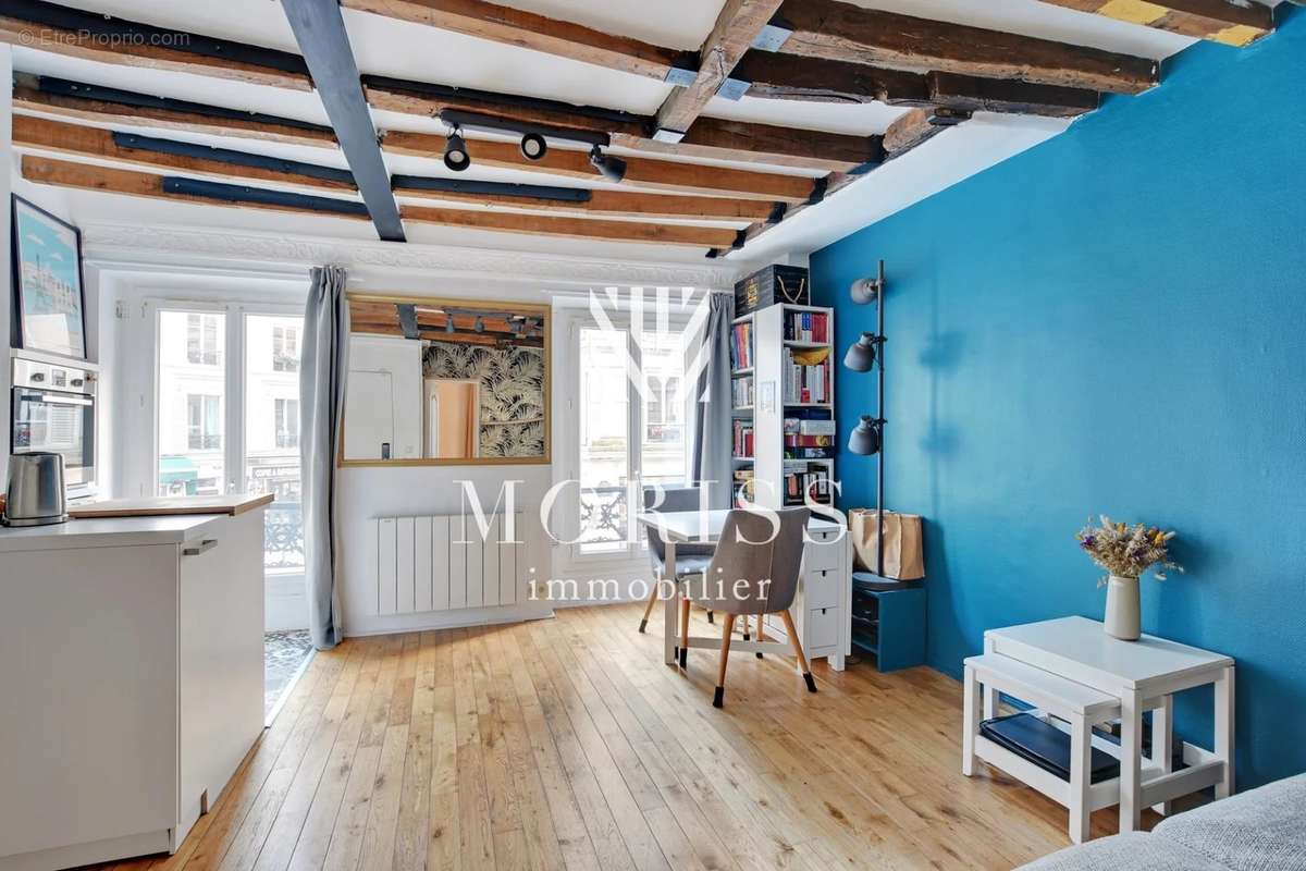 Appartement à PARIS-17E