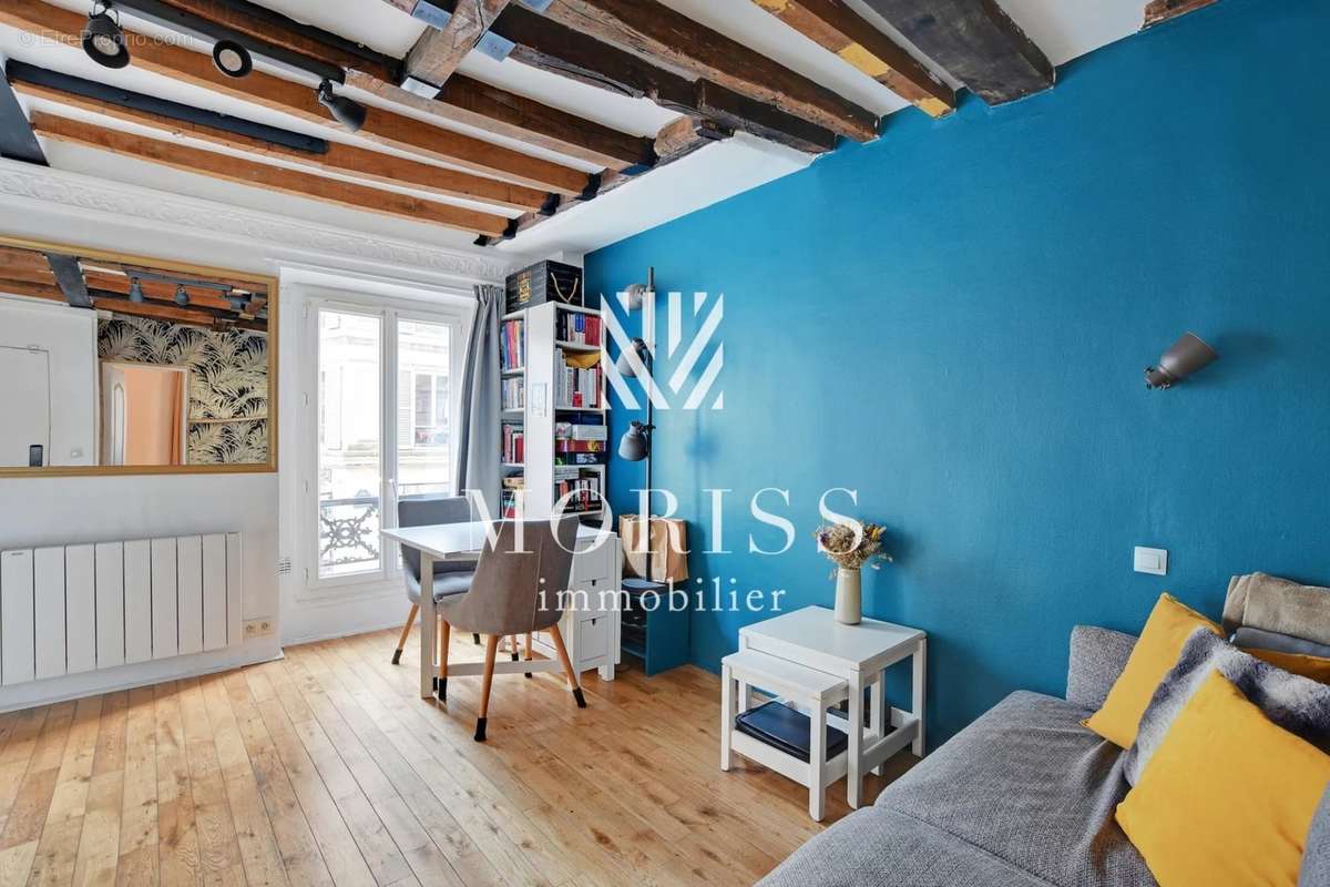 Appartement à PARIS-17E