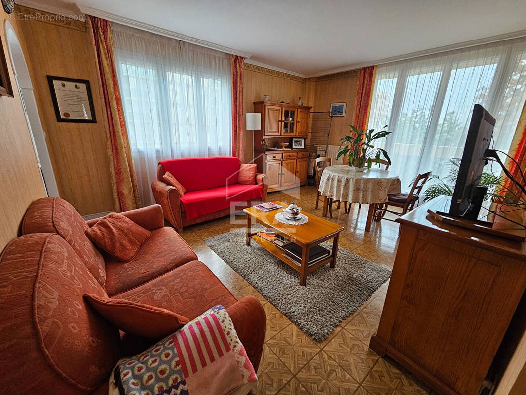 Appartement à NEUILLY-SUR-MARNE