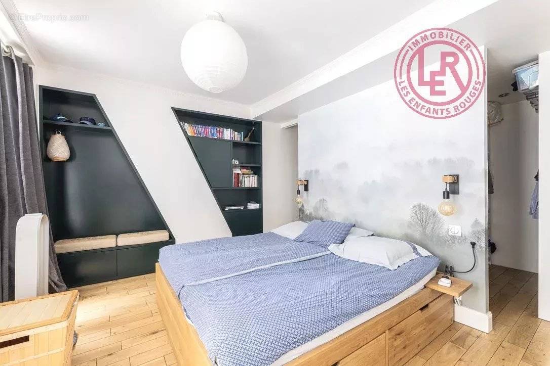 Appartement à PARIS-3E