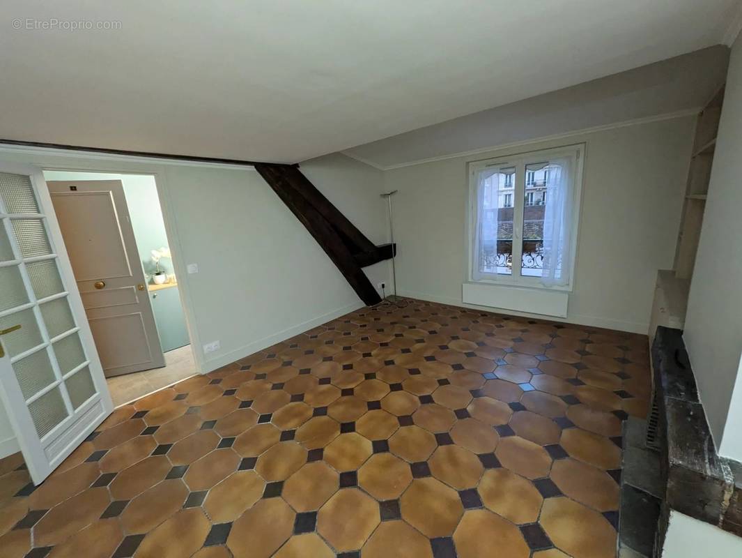 Appartement à PARIS-5E