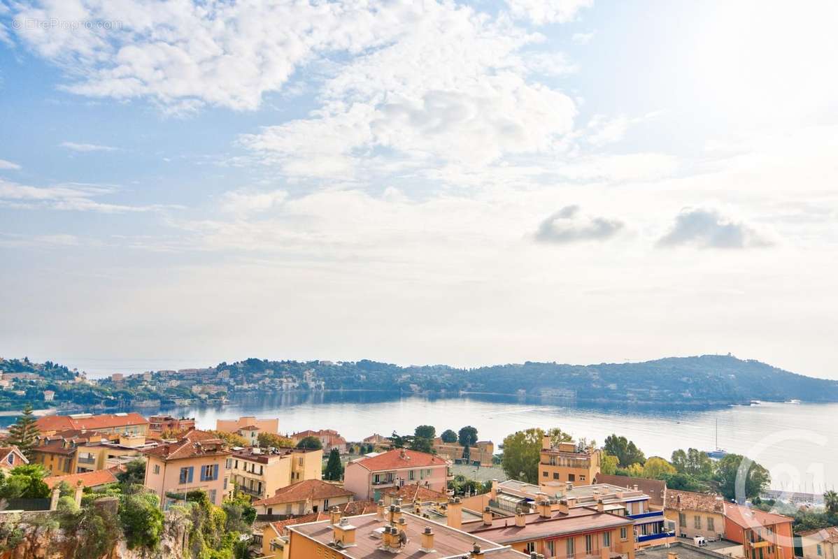 Appartement à VILLEFRANCHE-SUR-MER