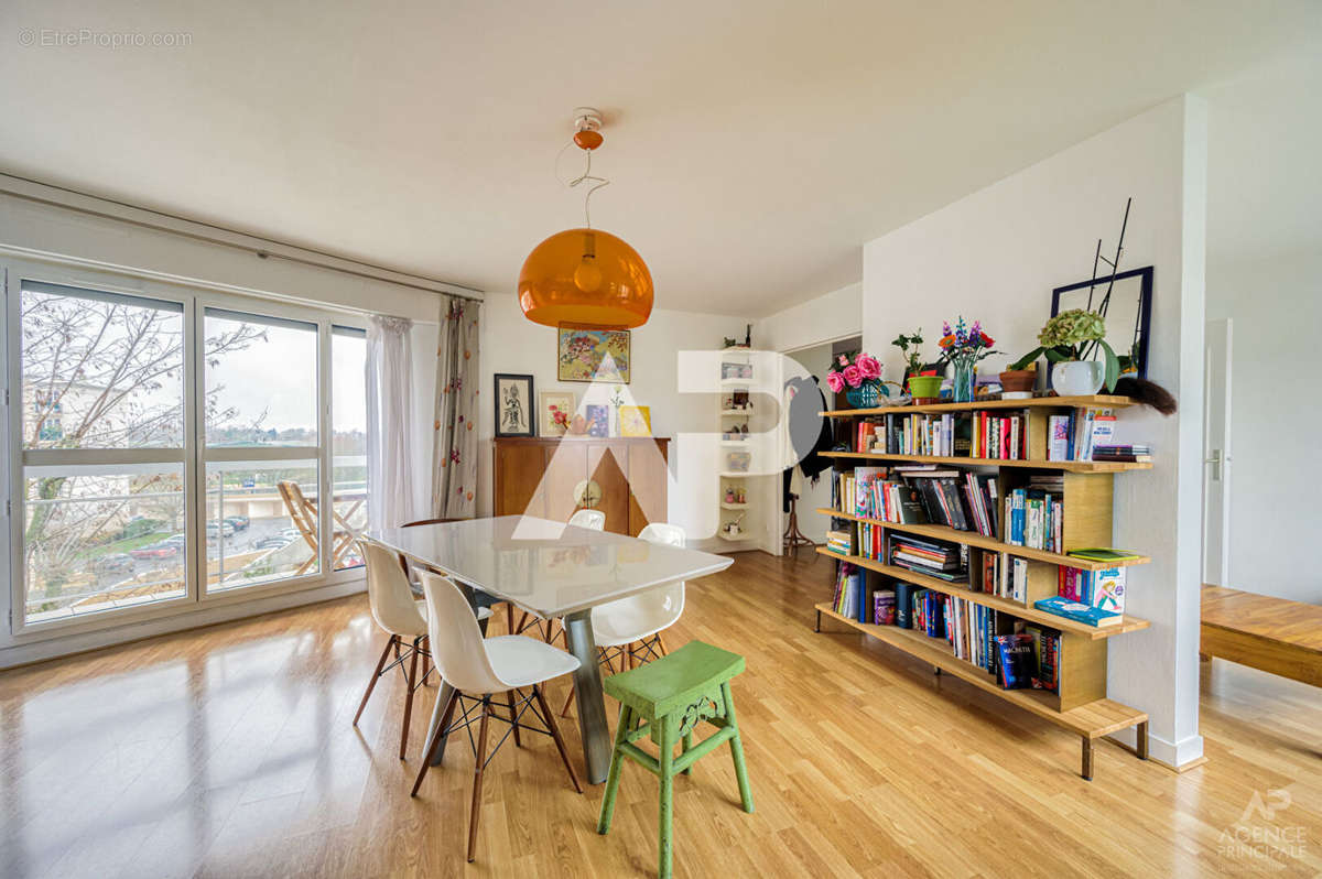 Appartement à RUEIL-MALMAISON