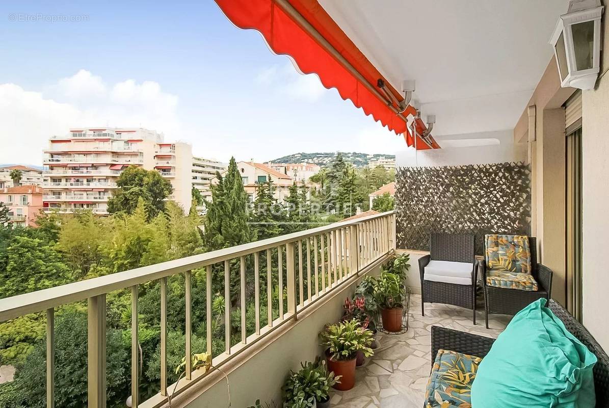 Appartement à CANNES