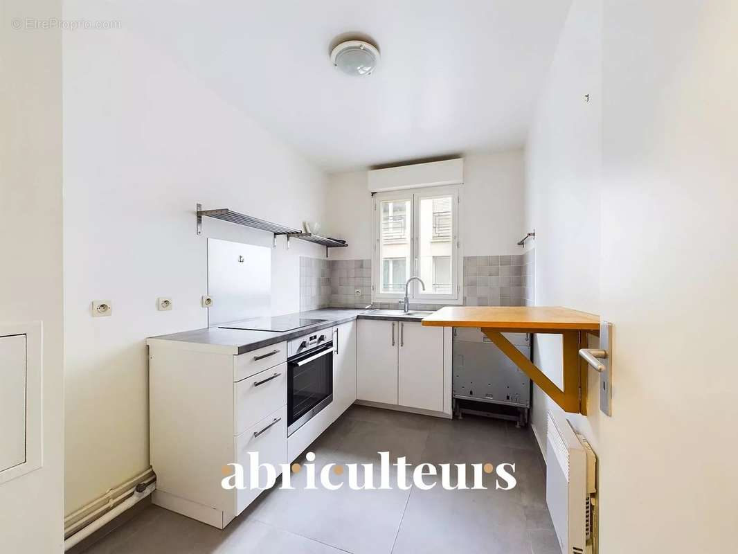 Appartement à PARIS-11E