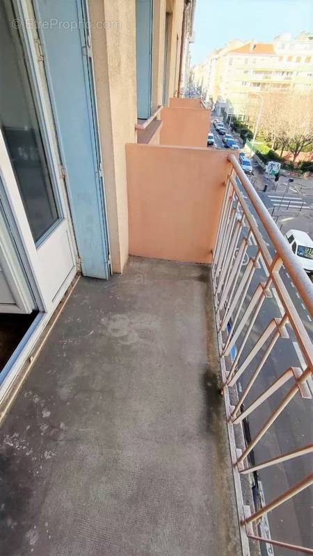 Appartement à LYON-6E