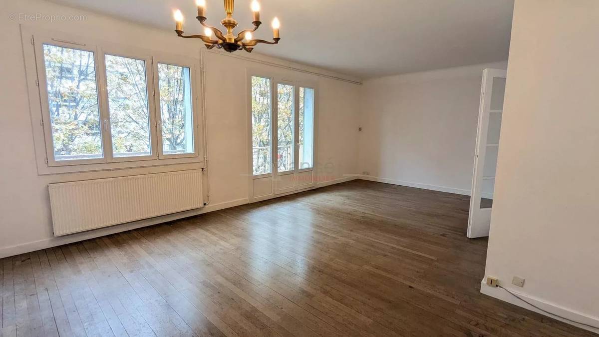 Appartement à LYON-6E