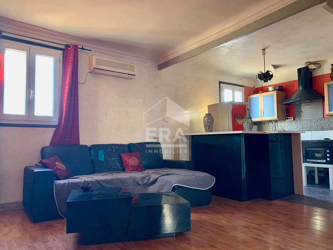 Appartement à MARSEILLE-6E