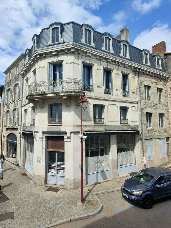 Appartement à SAINT-JUNIEN