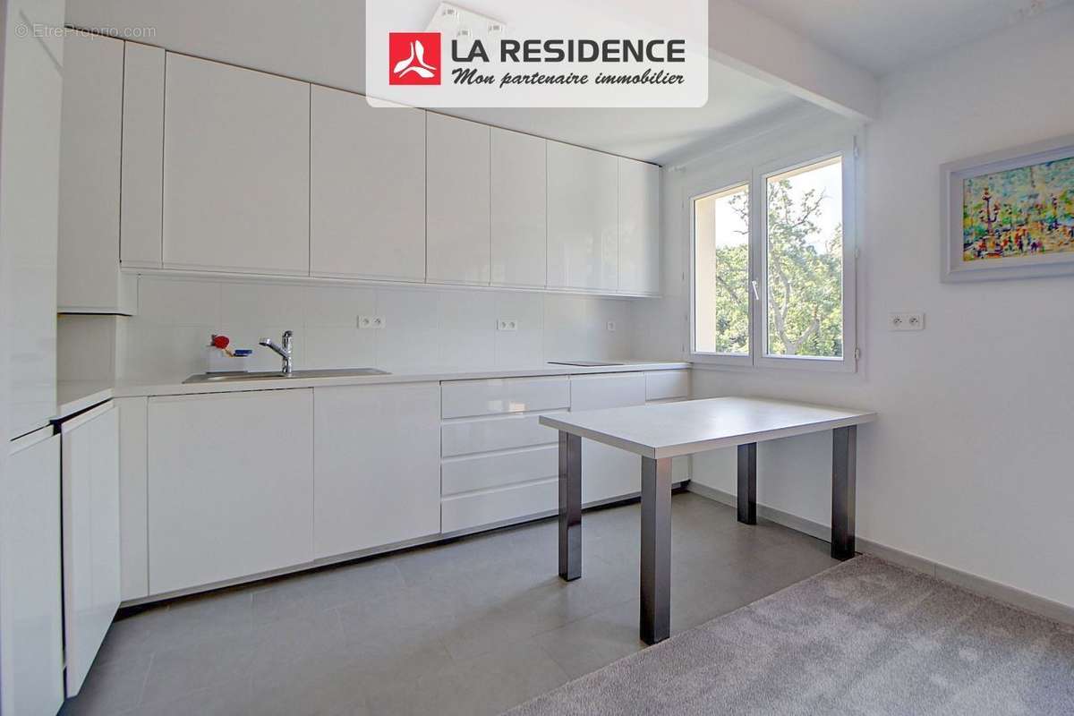 Appartement à VERNEUIL-SUR-SEINE