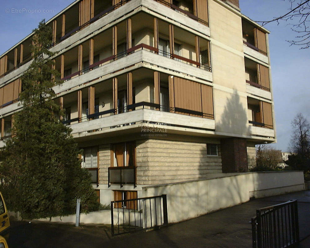 Appartement à MAISONS-LAFFITTE