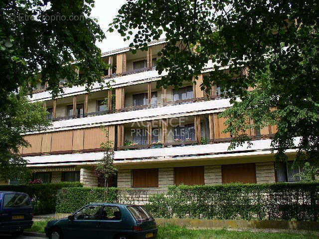 Appartement à MAISONS-LAFFITTE