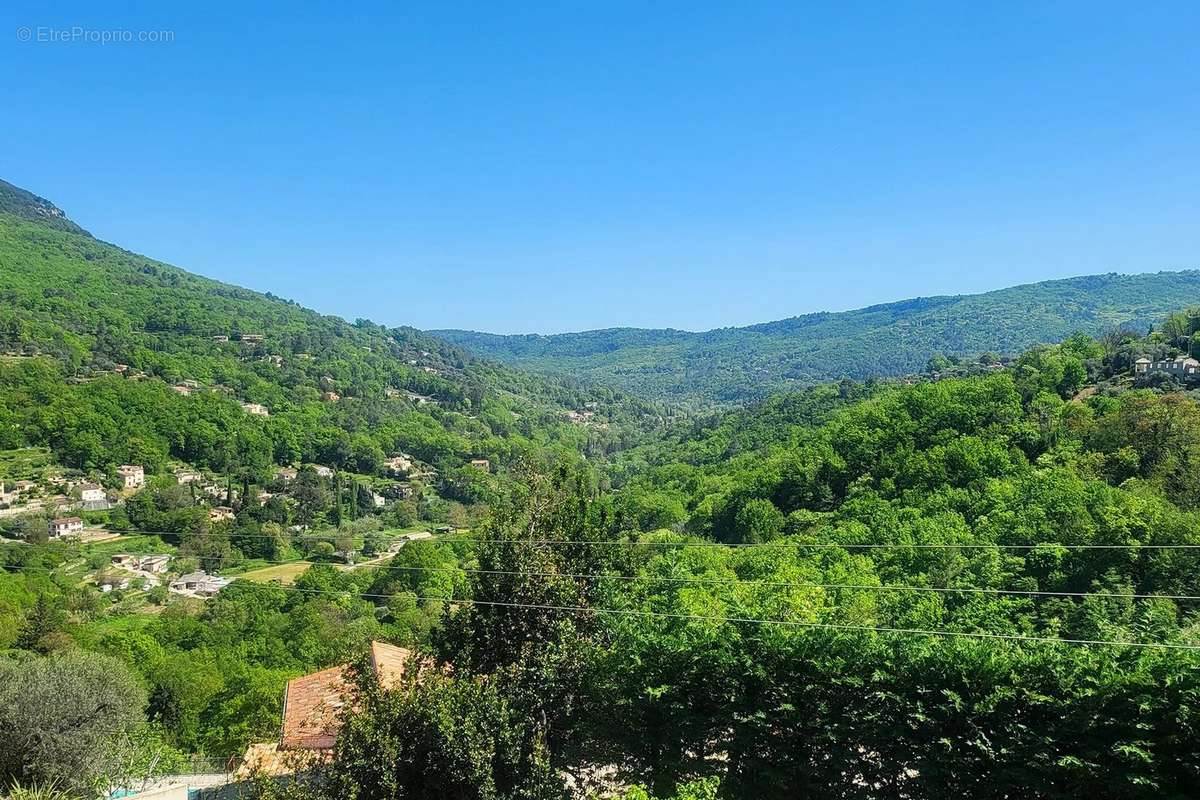 Maison à GOURDON